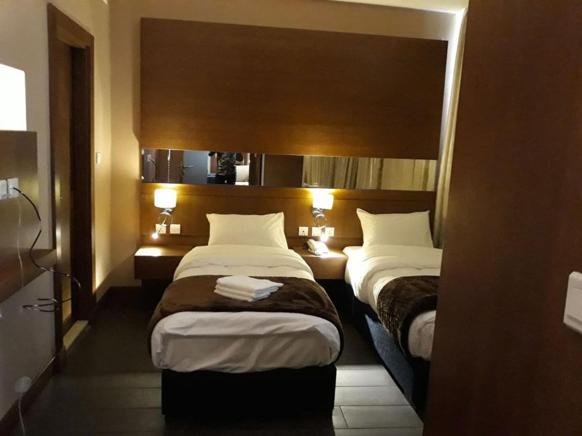 Seventh-Star Hotel Amman Eksteriør billede